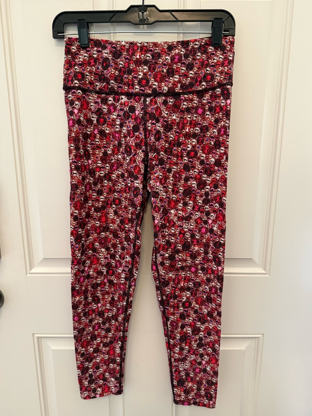 Victoria's Secret Jewel Print Leggings
